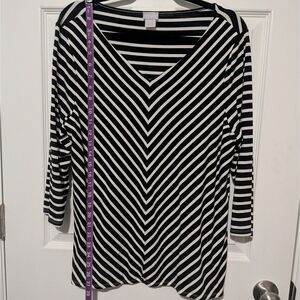 Chicos Size 2 Black White Stripe 3/4 Sleeve Top Women's Clothing Blouse